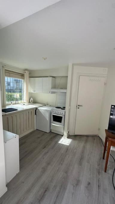 Superhomes 1 Gaest Gotemburgo